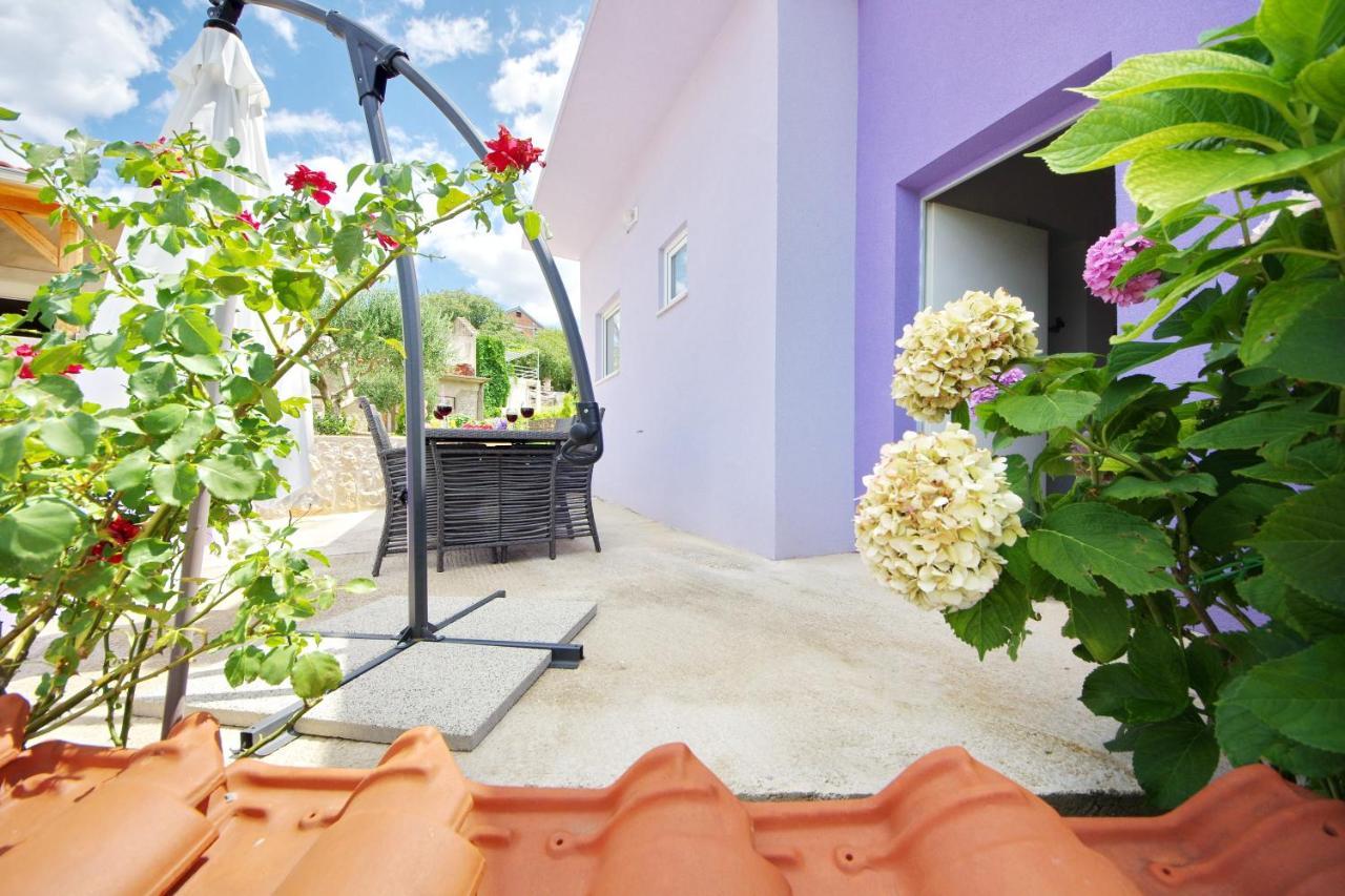 Holiday Home Paulin Оброваць Екстер'єр фото